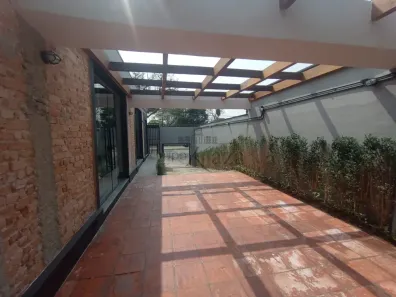 Imóvel Comercial com 5 Quartos à venda, 370m² no Jardim Everest, São Paulo