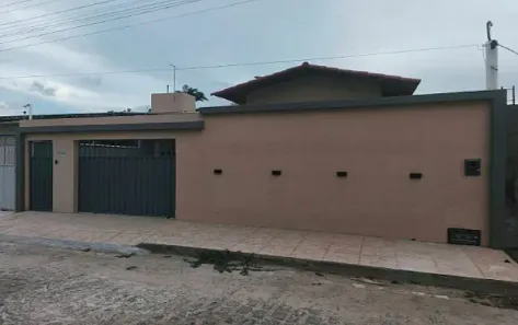 Casa com 6 Quartos à venda, 250m² no Emaús, Parnamirim