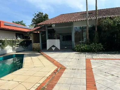 Casa de Condomínio com 5 Quartos à venda, 350m² no Mata Paca, Niterói