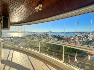 Apartamento com 3 Quartos à venda, 119m² no Abraão, Florianópolis