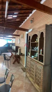 Fazenda/Sítio com 3 Quartos à venda, 900m² no Jardim Paulista, São José dos Campos