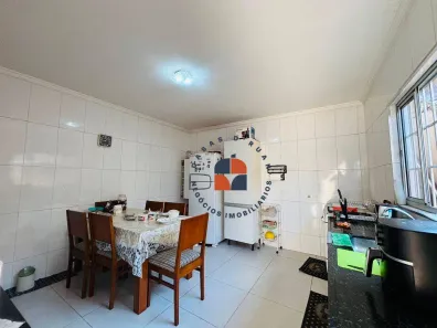 Casa com 3 Quartos à venda, 130m² no Vila Anastácio, São Paulo