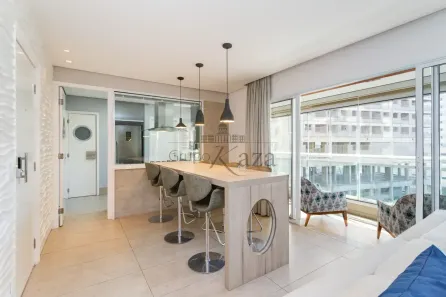 Apartamento com 2 Quartos à venda, 130m² no Vila Olímpia, São Paulo