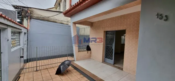 Casa com 2 Quartos para alugar, 101m² no Marechal Hermes, Rio de Janeiro