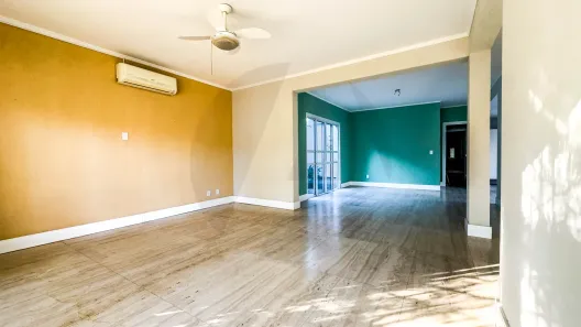 Sala Comercial com 3 Quartos para alugar, 219m² no Chácara das Pedras, Porto Alegre