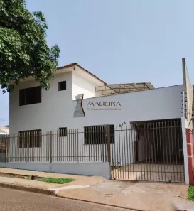 Sobrado com 3 Quartos à venda, 185m² no Jardim Paris, Maringá