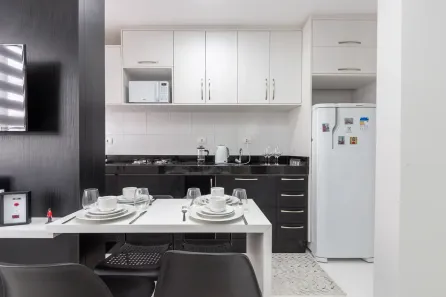 Flat com 1 Quarto para alugar, 36m² no Cristo Rei, Curitiba