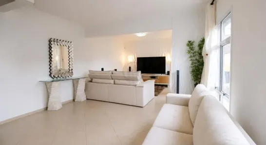 Casa com 3 Quartos à venda, 226m² no Jardim Torres São José, Jundiaí