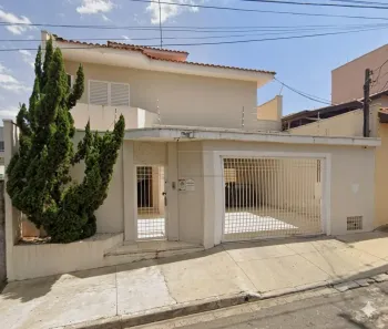 Sobrado com 3 Quartos para alugar, 388m² no Jardim Maria Flora, Limeira
