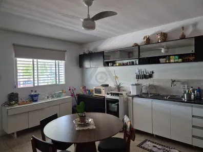 Casa com 4 Quartos à venda, 260m² no Vila Nogueira, Campinas