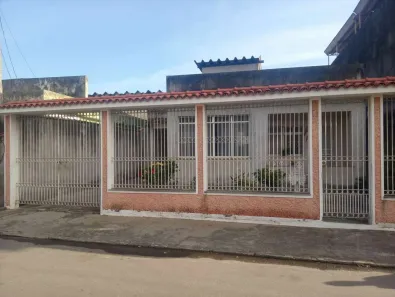 Casa com 4 Quartos à venda, 230m² no Vila Medeiros, Belford Roxo
