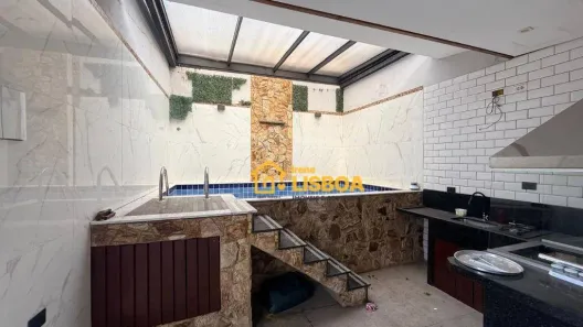 Sobrado com 4 Quartos à venda, 200m² no Jardim Paraguaçu, São Paulo