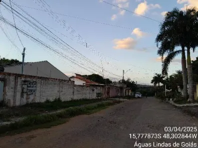 Casa com 2 Quartos à venda, 207m² no Jardim Santa Lúcia, Águas Lindas de Goiás