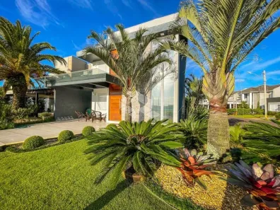 Casa de Condomínio com 4 Quartos à venda, 230m² no , Xangri-Lá