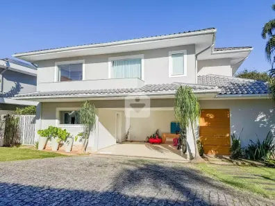 Casa com 4 Quartos à venda, 259m² no Mosela, Petrópolis