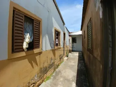 Casa com 4 Quartos à venda, 350m² no Presidente Roosevelt, Uberlândia
