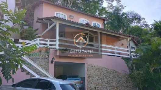 Casa de Condomínio com 3 Quartos à venda, 260m² no Itaipu, Niterói
