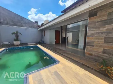 Casa com 4 Quartos à venda, 246m² no Jardim Terra Branca, Bauru