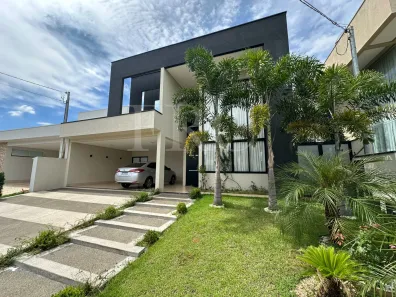 Casa de Condomínio com 3 Quartos à venda, 223m² no Jardins Lisboa, Goiânia