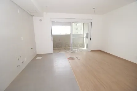 Apartamento com 2 Quartos para alugar, 64m² no Areal, Pelotas