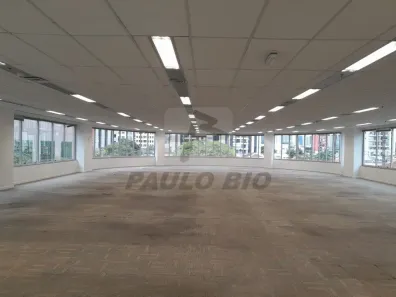 Prédio Comercial para alugar, 2500m² no Chácara Santo Antônio (Zona Sul), São Paulo