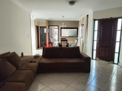 Casa com 2 Quartos à venda, 223m² no Santa Maria, Santo André