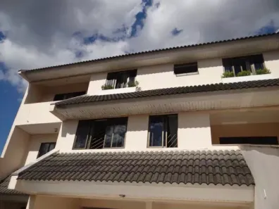 Casa com 4 Quartos à venda, 271m² no Pilarzinho, Curitiba