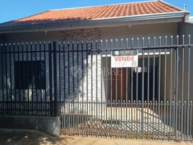 Casa com 5 Quartos à venda, 200m² no Jardim São Francisco, Maringá