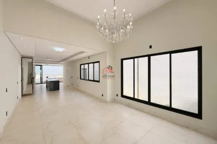 Casa de Condomínio com 4 Quartos para alugar, 250m² no Estância dos Ipês, Uberaba