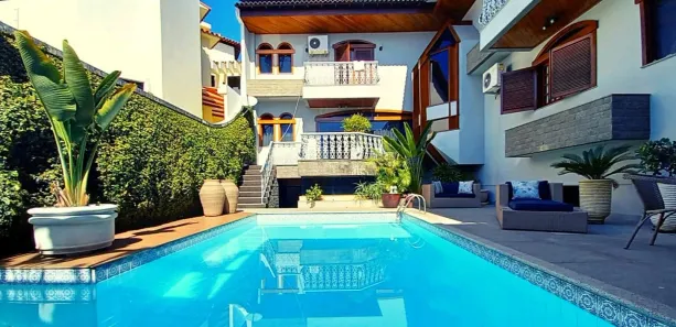 Casa com 5 Quartos à venda, 600m² no Jardim Guanabara, Rio de Janeiro