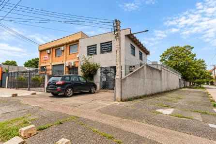 Galpão/Depósito/Armazém à venda, 327m² no Navegantes, Porto Alegre