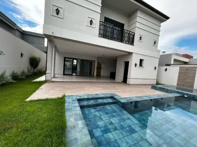 Sobrado com 4 Quartos à venda, 388m² no Condomínio Residencial Florais dos Lagos, Cuiabá