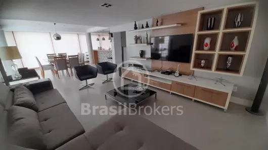 Casa com 3 Quartos à venda, 328m² no Jardim Guanabara, Rio de Janeiro
