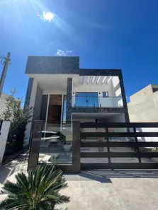 Casa de Condomínio com 3 Quartos à venda, 300m² no Campo Grande, Rio de Janeiro
