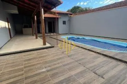 Sobrado com 3 Quartos à venda, 320m² no Batista, Anápolis