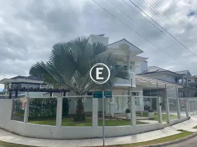 Casa com 3 Quartos à venda, 237m² no Pedra Branca, Palhoça