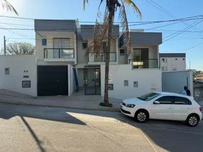 Casa com 3 Quartos à venda, 110m² no Salomé, Betim