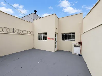 Casa com 2 Quartos para alugar, 120m² no Parque Residencial Jaguari, Americana