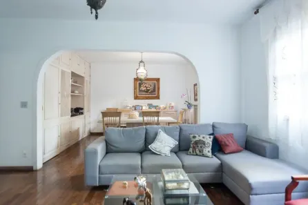 Casa com 4 Quartos à venda, 300m² no Vila Paris, Belo Horizonte