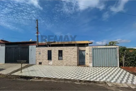 Casa com 2 Quartos à venda, 141m² no Loteamento Jardim Eldorado, Botucatu