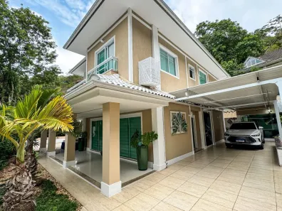 Casa com 4 Quartos à venda, 230m² no Vargem Pequena, Rio de Janeiro