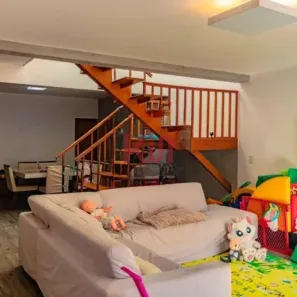 Casa com 3 Quartos à venda, 243m² no Vila Mariana, São Paulo