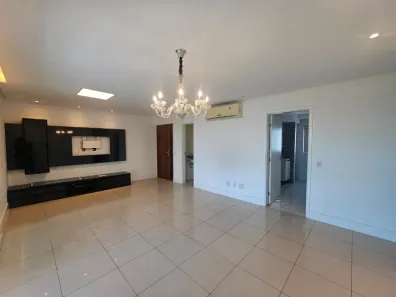 Apartamento com 4 Quartos para venda ou aluguel, 142m² no Alphaville I, Salvador