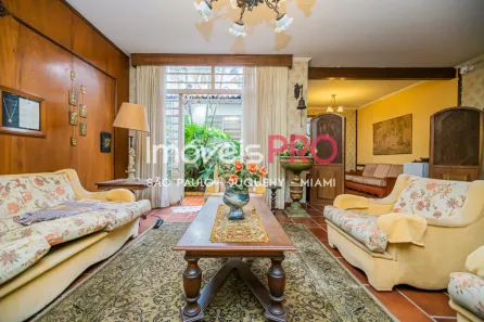 Casa com 5 Quartos à venda, 242m² no Campo Belo, São Paulo