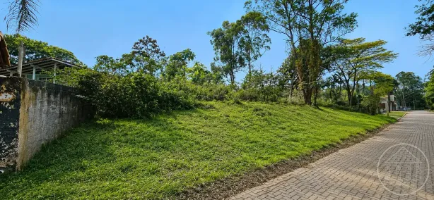 Lote/Terreno à venda, 741m² no Parque do Terceiro Lago, São Paulo