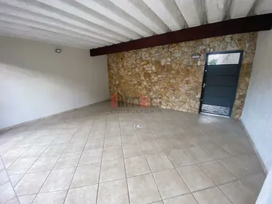 Casa com 3 Quartos para alugar, 235m² no Vila Anastácio, São Paulo