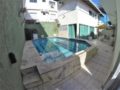 Casa com 3 Quartos à venda, 180m² no Centro, Balneário Camboriú