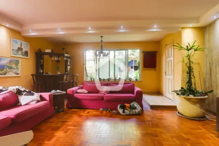 Casa com 3 Quartos à venda, 277m² no Campo Belo, São Paulo