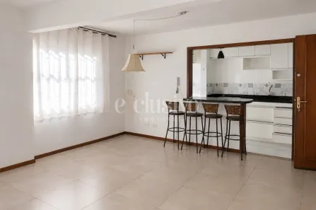Apartamento com 2 Quartos à venda, 56m² no Coqueiros, Florianópolis