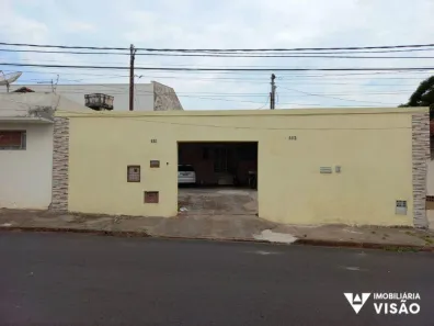 Casa com 3 Quartos à venda, 220m² no Abadia, Uberaba